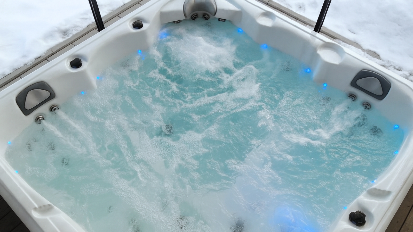 Ulkoporealtaan suodattimen valinta ja huolto – opas oikean suodattimen valintaan