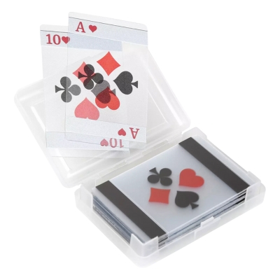 Vedenkestävät pelikortit kestävästä muovista